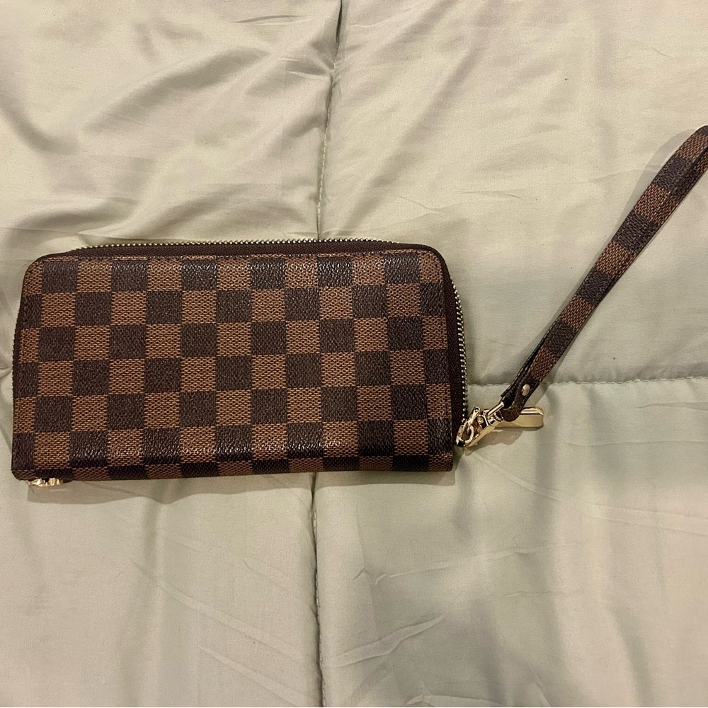 Brown Checkered Wristlet Zip-Around Wallet